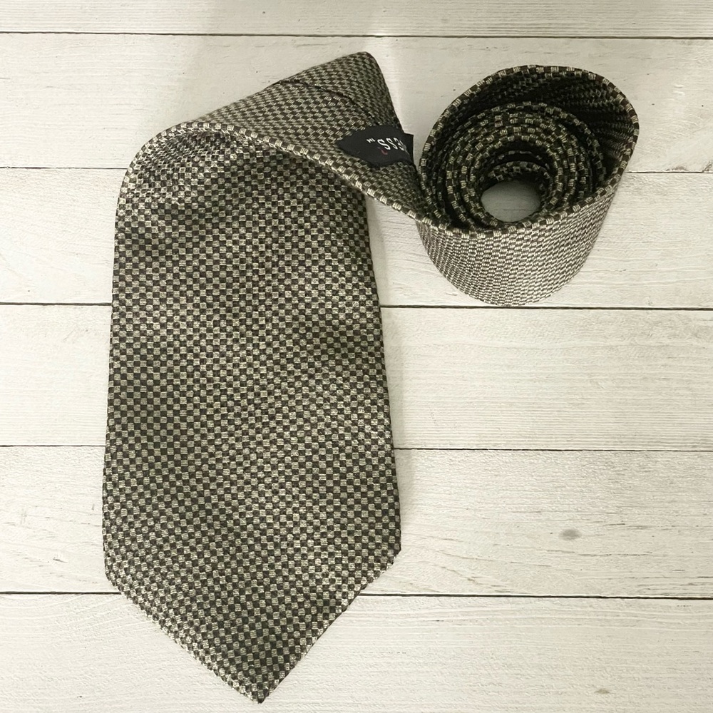 GUESS Vintage Checkered Imported Silk Neck Tie